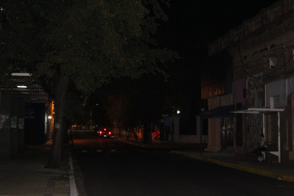 Luces que cuidan: la importancia del alumbrado público en la seguridad vecinal