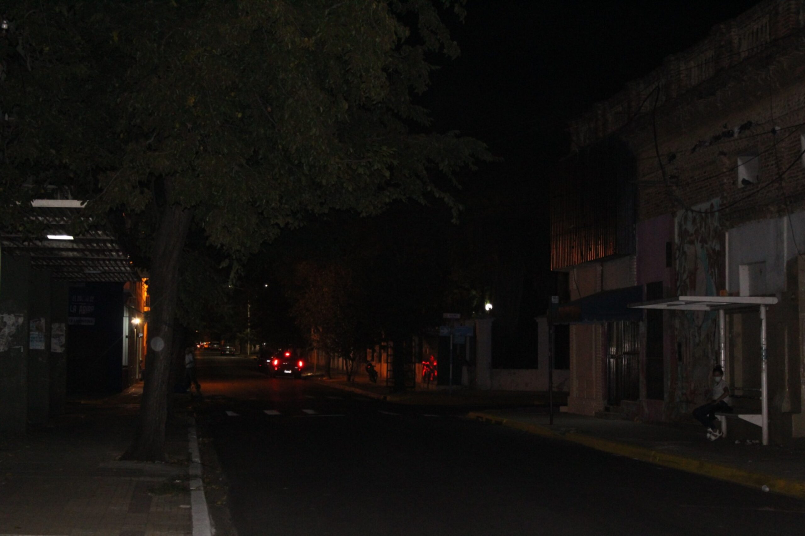 Luces que cuidan: la importancia del alumbrado público en la seguridad vecinal